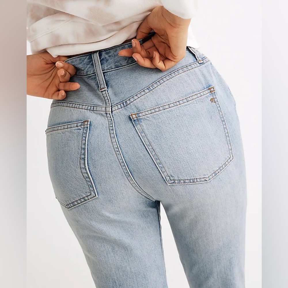 Madewell The Curvy Perfect Vintage Jean in Fitzgerald Wash - Picture 3 of 15